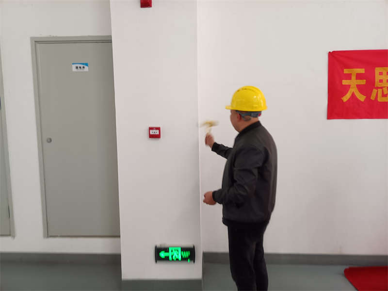 <a href=http://www.qclox.cn/gccf/ target=_blank class=infotextkey>合肥廠房裝修</a>