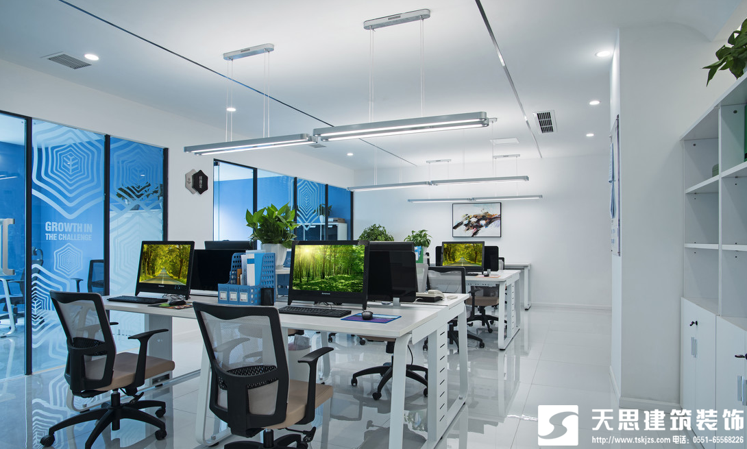 <a href=http://www.qclox.cn/ target=_blank class=infotextkey>合肥辦公室裝修</a>時怎么選擇油漆不同辦公室設(shè)計(jì)風(fēng)格選擇不同分類的油漆